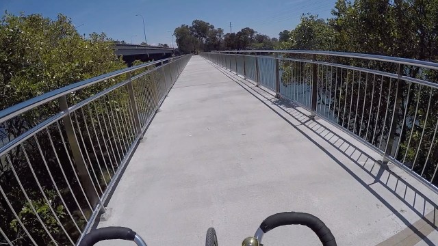 20161021-bridge-ahead